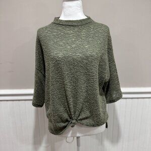 M//C Olive Green Cozy Short Sleeve Turtleneck (M)